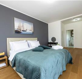 4 bedroom villa with pool and sea views near Dubrovnik sleeps 8
